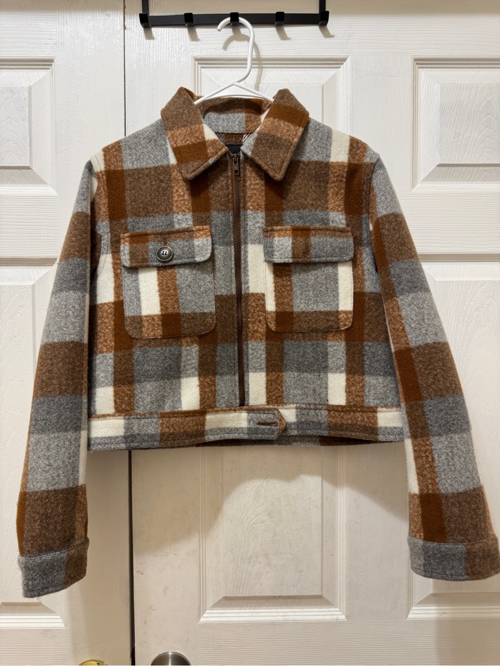 Forever 21 Brown Gray Cream Plaid Jacket